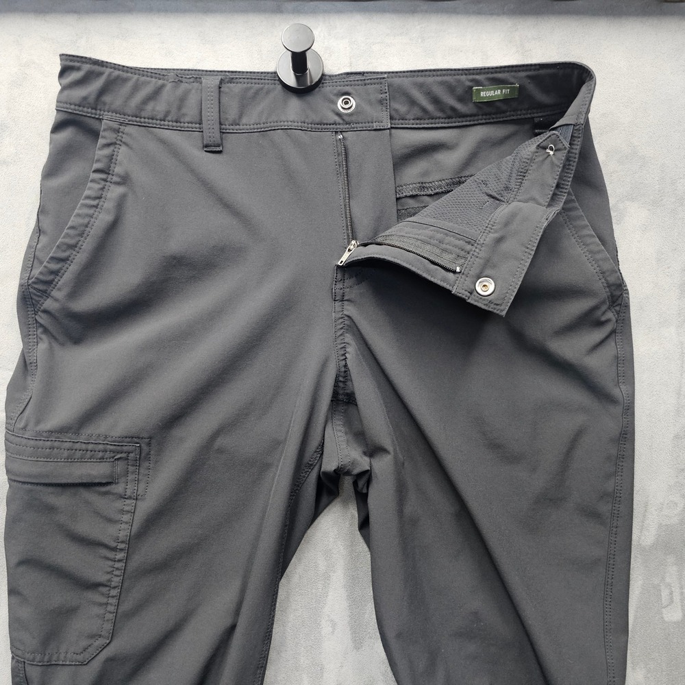 REI CO-OP Women Black Regular Fit Roll Up Hiking Cargo Pants Size 4 119941